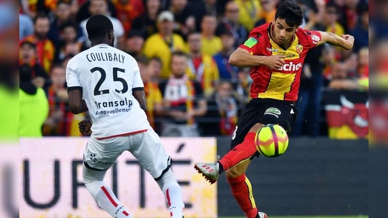 Phân Tích Phong Độ Soi kèo bóng đá Lens vs Auxerre